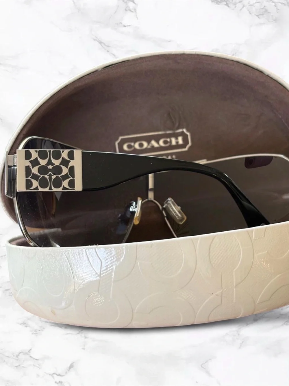 Coach Hazel Sunglasses in Black
